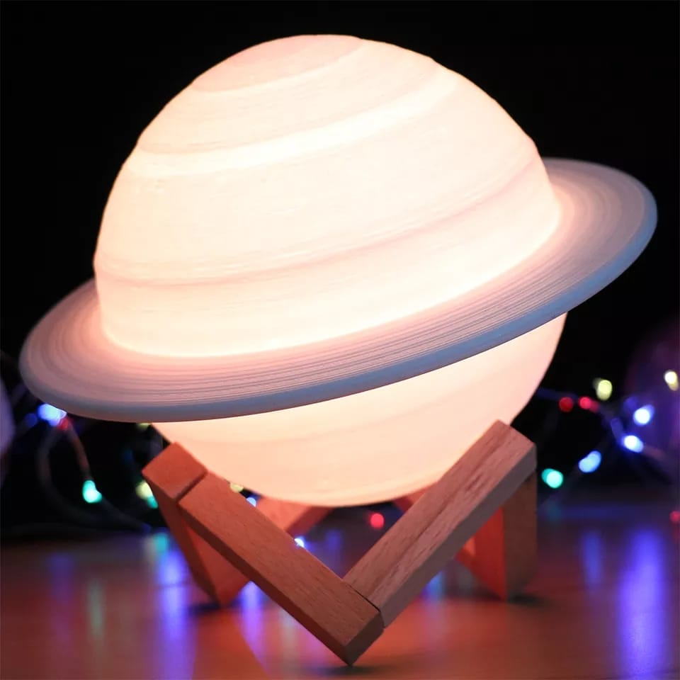 Luminária Abajur Led 3d Planeta Saturno Amarela Mesa Quarto Luz Noturna Presente
