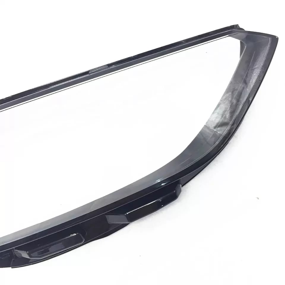 Lente do Farol Dianteiro Direito Audi A4 B9 2020 2021 2022 Passageiro