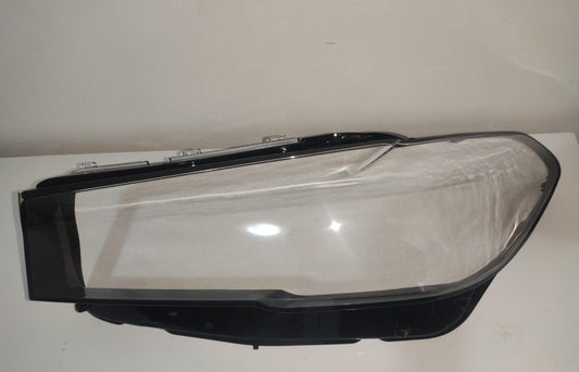 Lente do Farol Dianteiro Esquerdo Bmw Serie5 g30 518i 520i 525i 528i 530i 535i 540i 2020 2021 2022 Lado Motorista