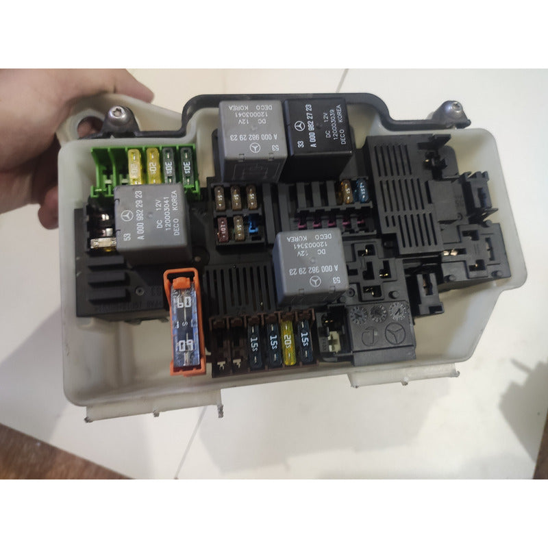 Módulo Caixa De Fusiveis Rele Merced C180 Gla200 A2139065706