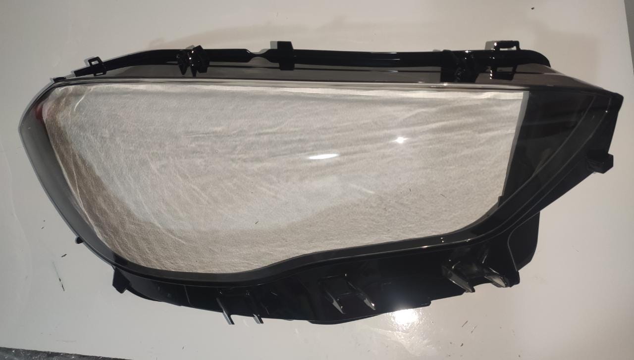 Lente do Farol Dianteiro Direito Mercedes Gla200 Gla250 Gla45 2020 2021 2022 Passageiro